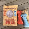 Bone Bakes plush hide and seek toy with squeakers and crinkle sound - Image 5